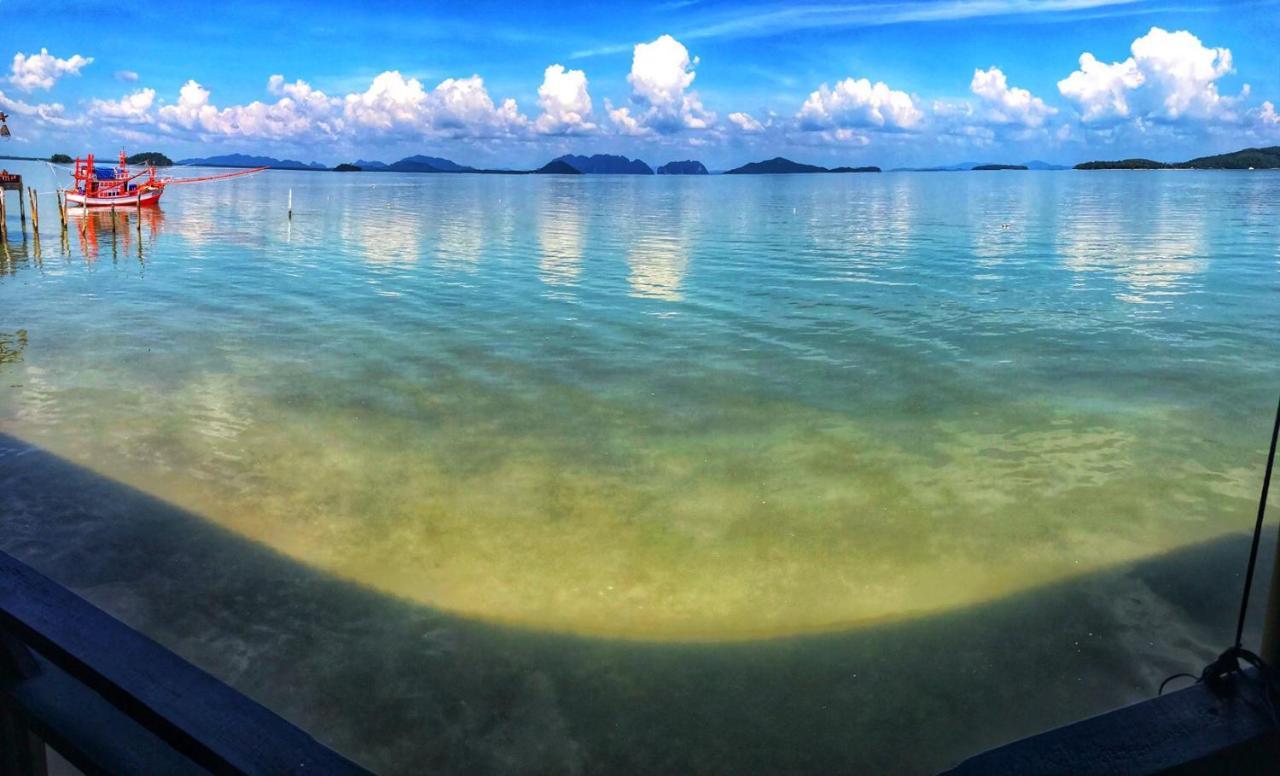 Mangrove House Lanta Old Town Hotel Ko Lanta Buitenkant foto