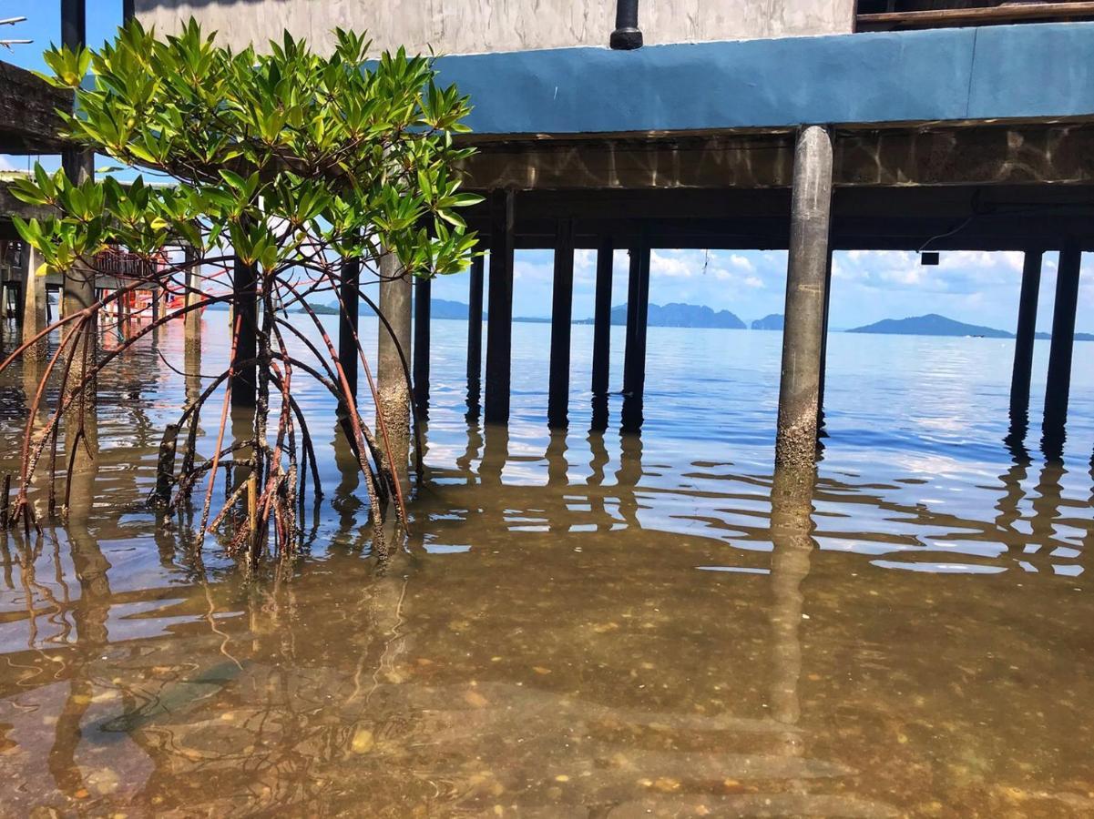 Mangrove House Lanta Old Town Hotel Ko Lanta Buitenkant foto