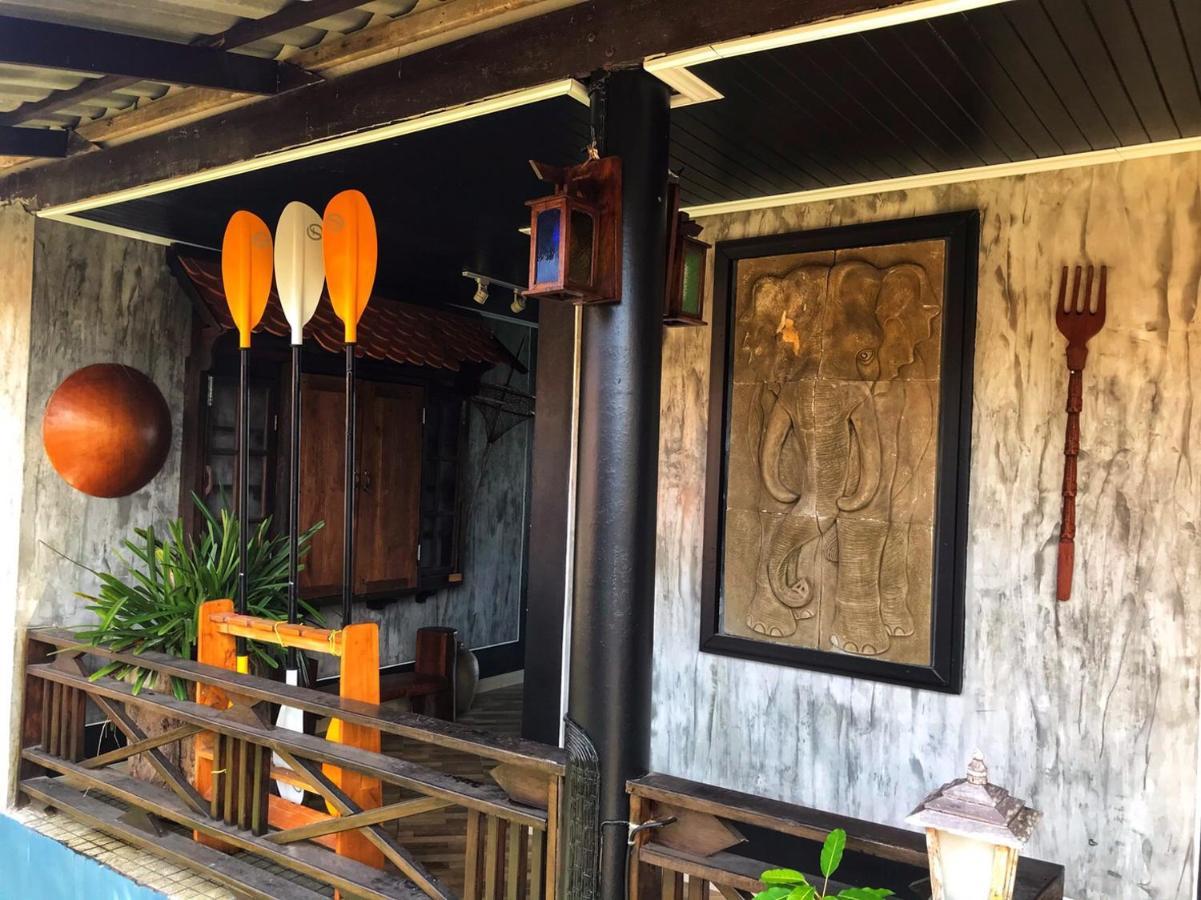 Mangrove House Lanta Old Town Hotel Ko Lanta Buitenkant foto