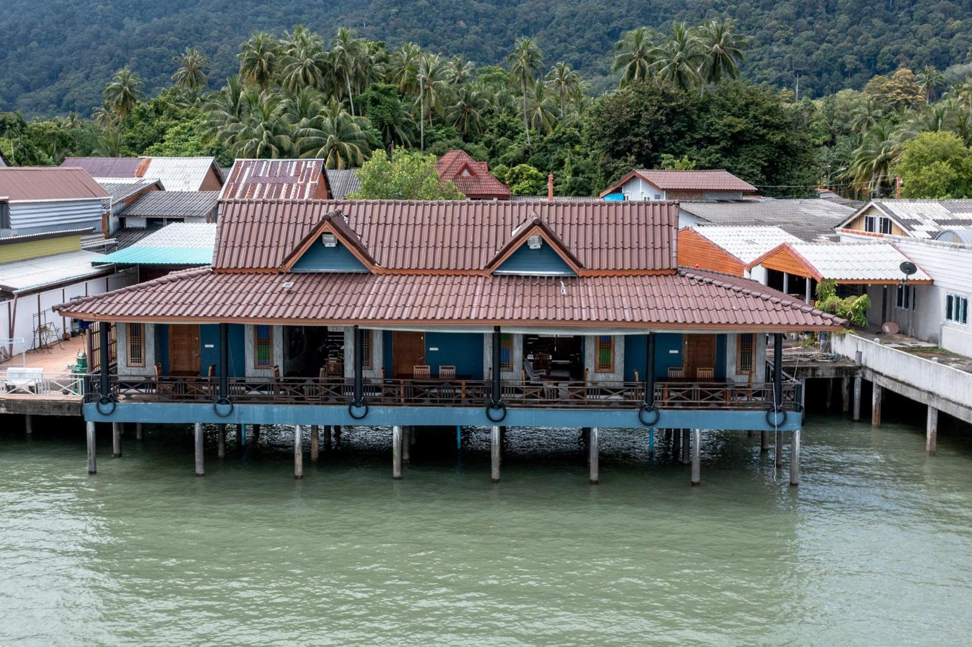 Mangrove House Lanta Old Town Hotel Ko Lanta Buitenkant foto