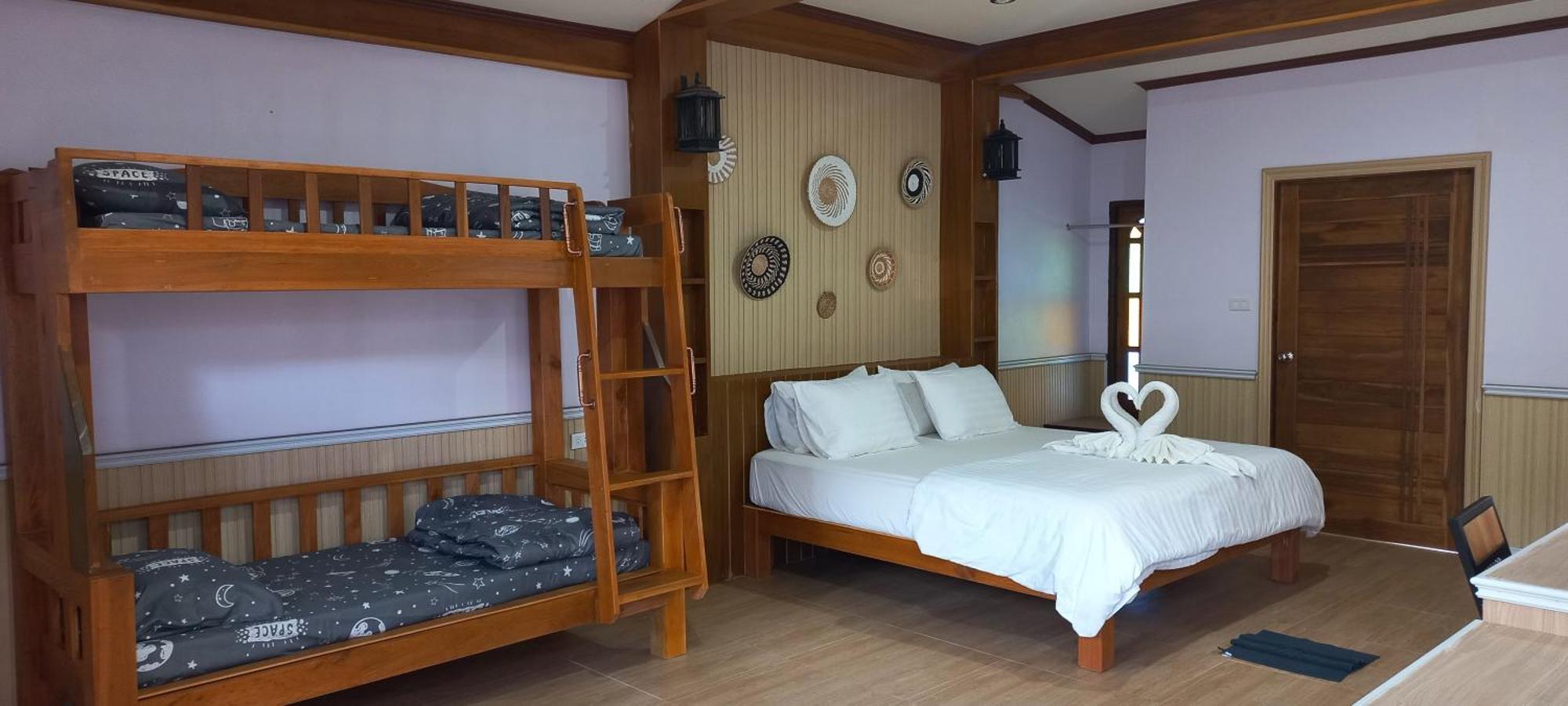 Mangrove House Lanta Old Town Hotel Ko Lanta Buitenkant foto