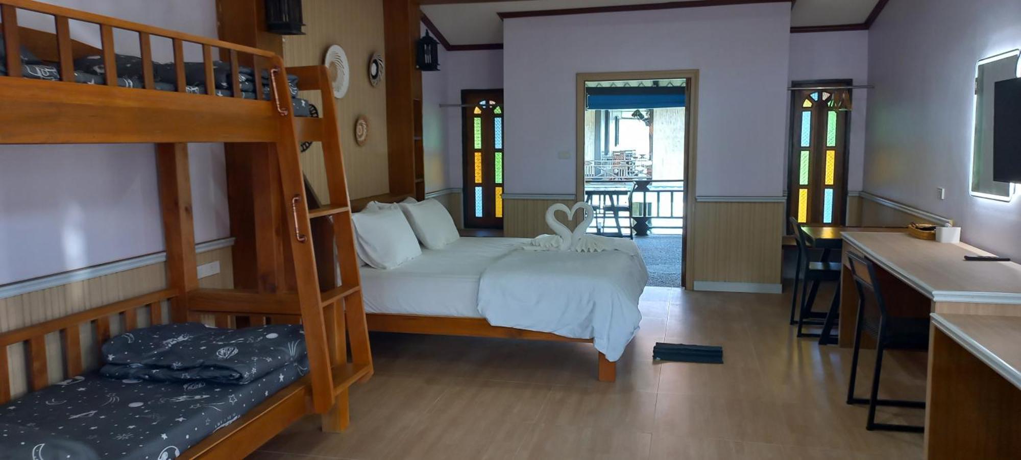 Mangrove House Lanta Old Town Hotel Ko Lanta Buitenkant foto