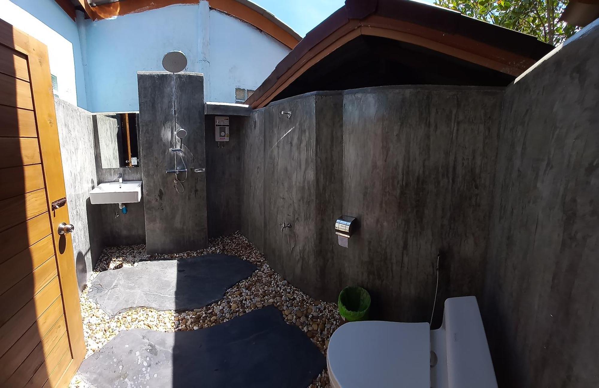 Mangrove House Lanta Old Town Hotel Ko Lanta Buitenkant foto